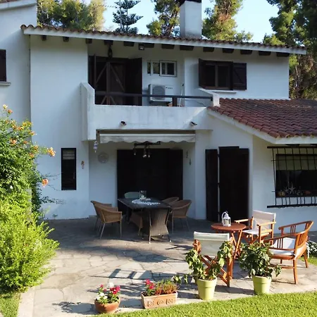 Vila Sani Stavronikita Exclusive Pool *